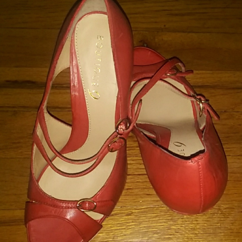 Boutique 9 genuine leather